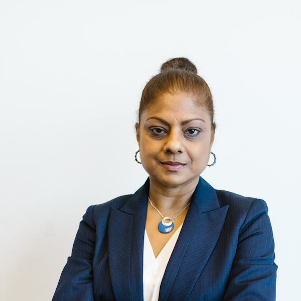 Dr. Rhea Khanna